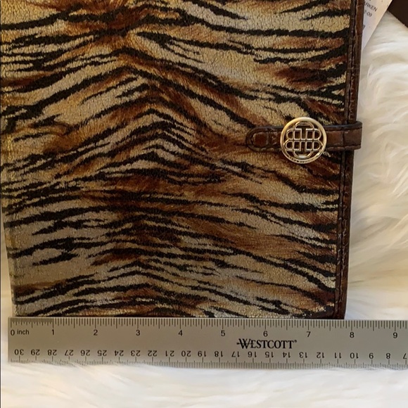 NWT Dana Bachman Snap Tablet Cover - Picture 8 of 8